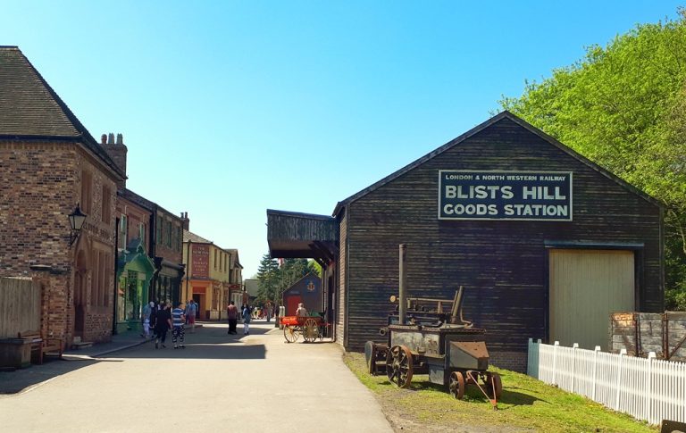 Blists Hill Victorian Town – Coalport Station Holidays